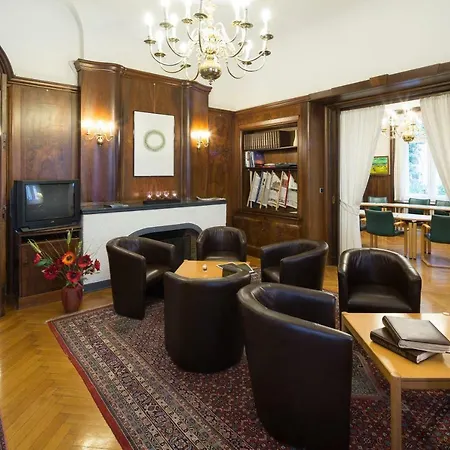 ホテル Europaeische Akademie