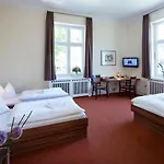 Hotel Europaeische Akademie 3*