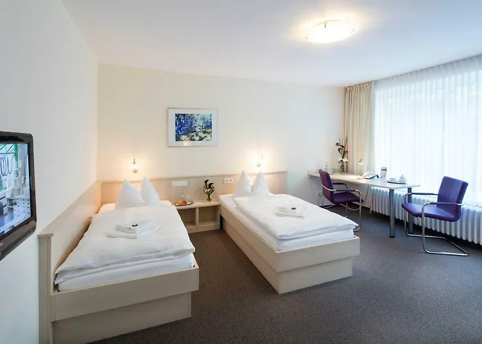 Europaeische Akademie Hotell 3*